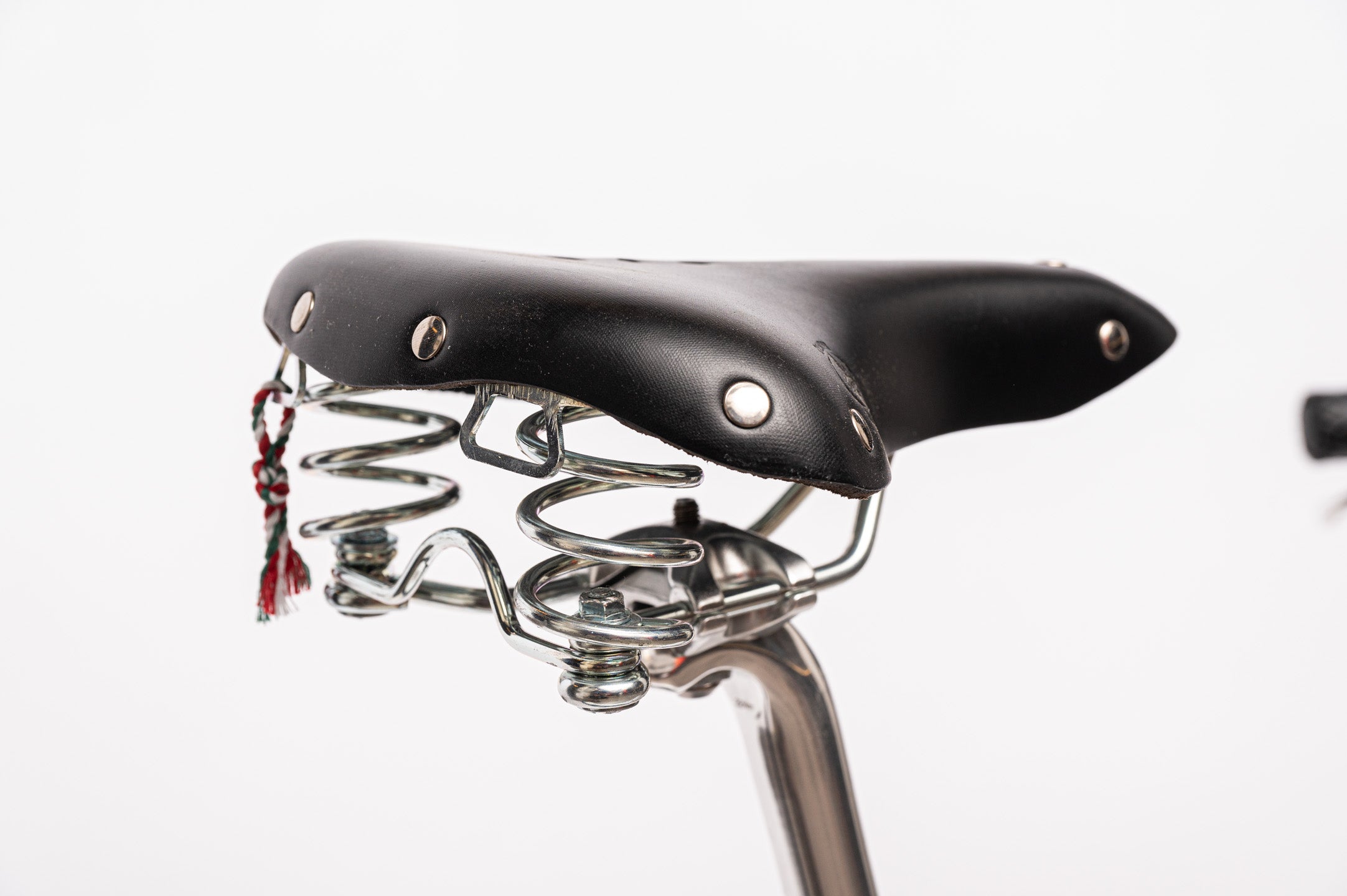 Chesini Torpedo — Verona atelier studio frame