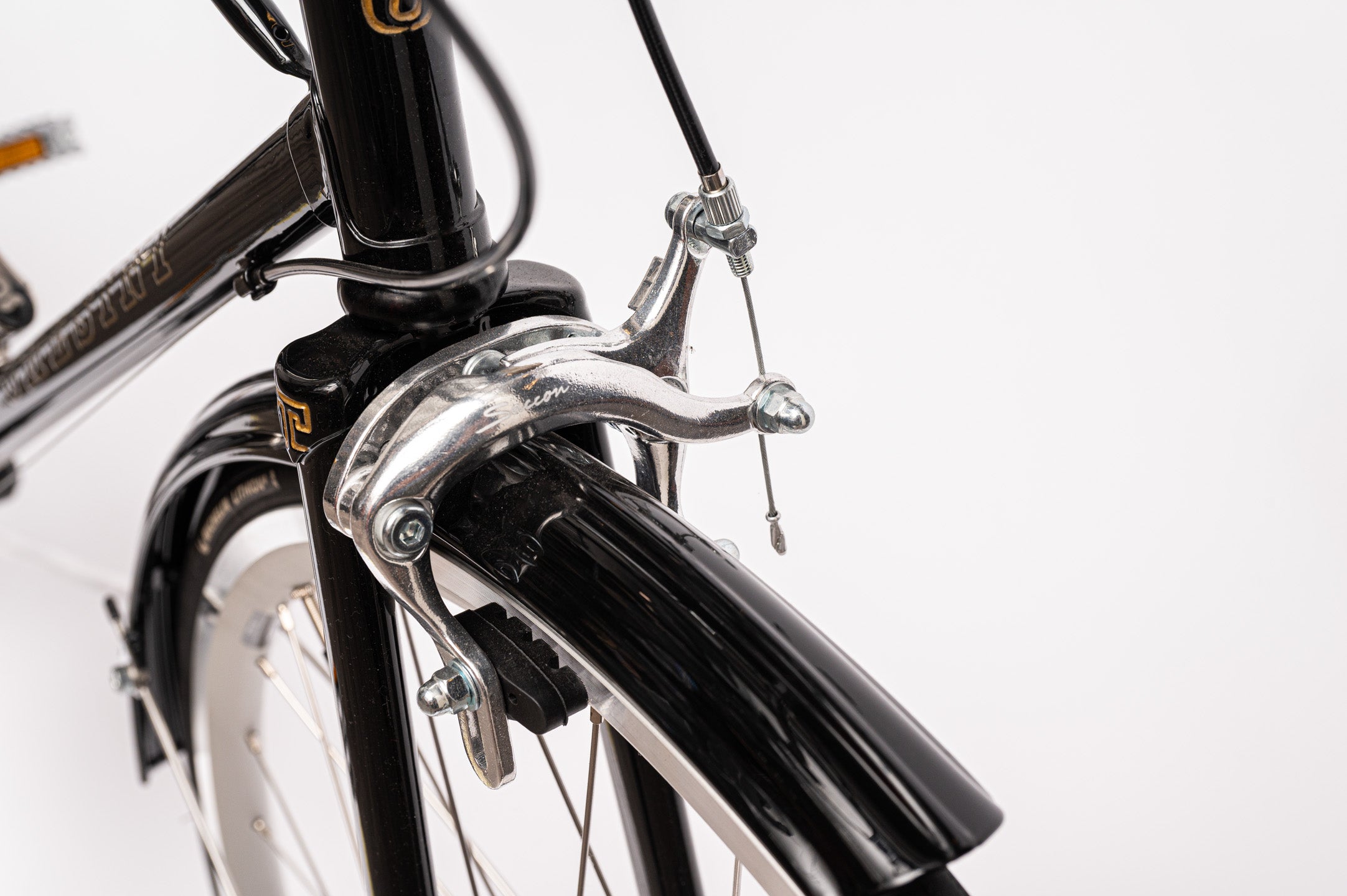 Chesini Torpedo — Verona atelier studio frame