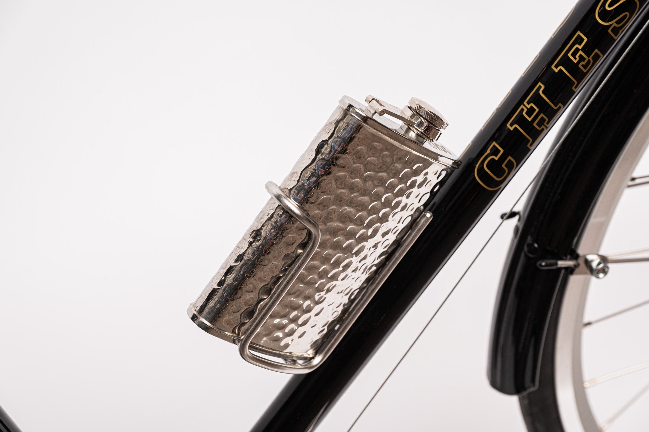 Chesini Torpedo — Verona atelier studio frame